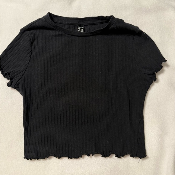 Shein Lettuce Trim Black Ribbed Women's Top Size Medium - Picture 1 of 6